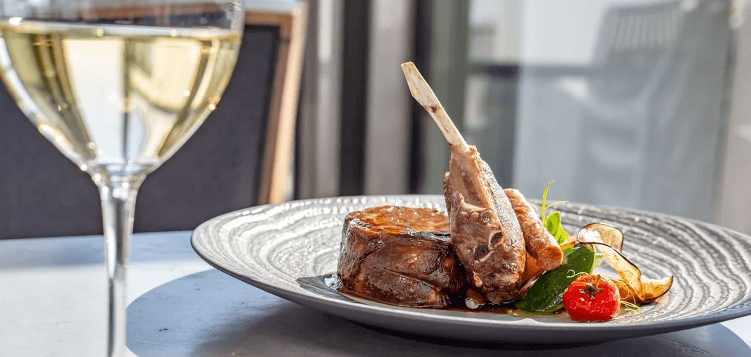 Čtyřchodové obědové menu v restauraci Ginger & Fred v Tančícím domě