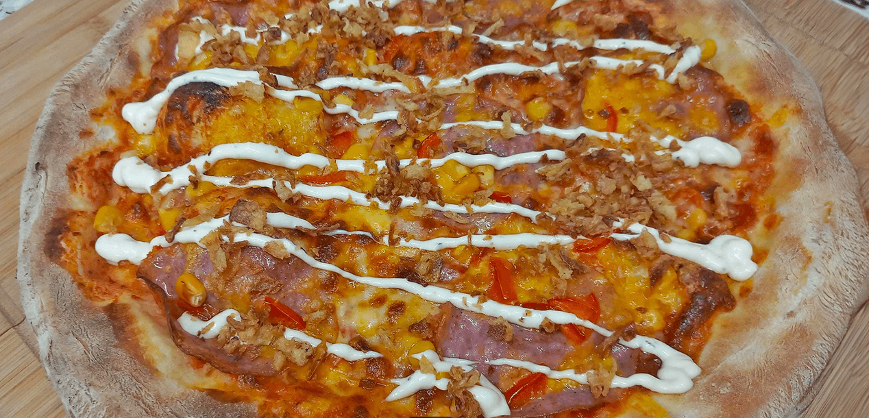 Až 3 pizzy o velikosti 32 cm podle výběru i s nápojem a rozvozem