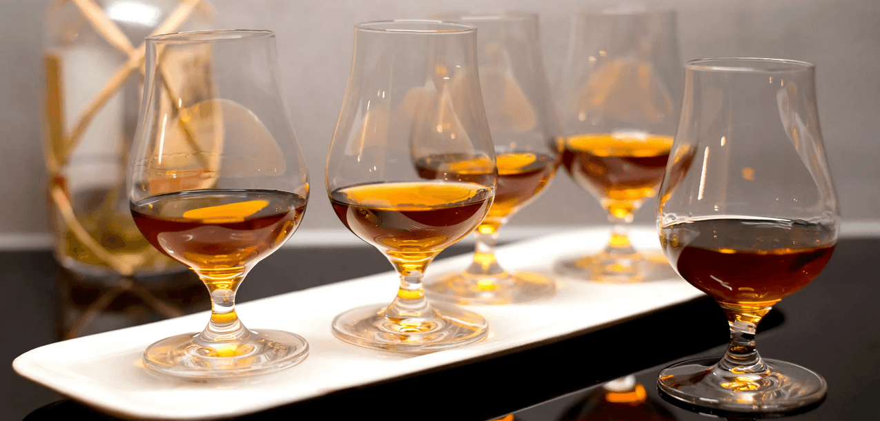 Namíchejte si osobní blend rumů: 2hodinový kurz s degustací a lahvičkou vlastního rumu 