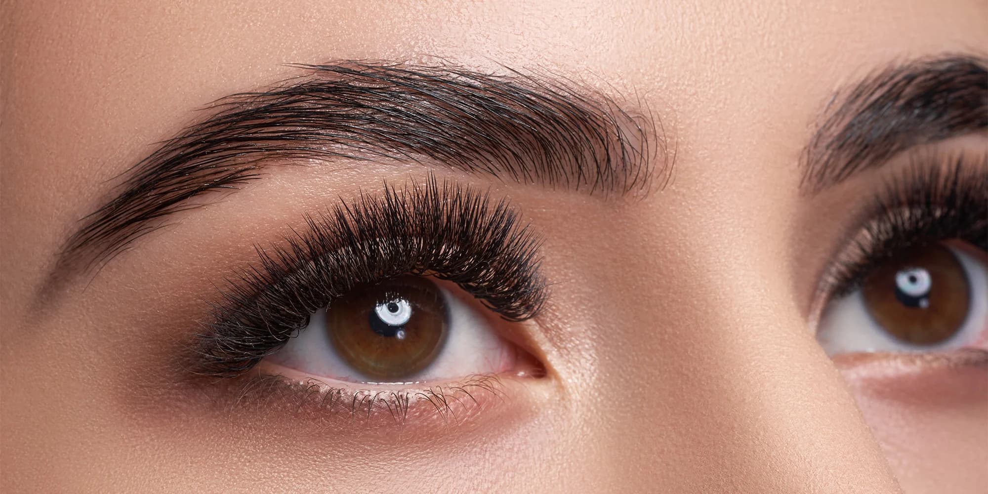 Permanentní make-up a laminace obočí a řas: otevřené vouchery na 500 až 3000 Kč
