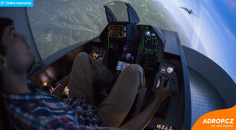 Letecký simulátor stíhačky F16