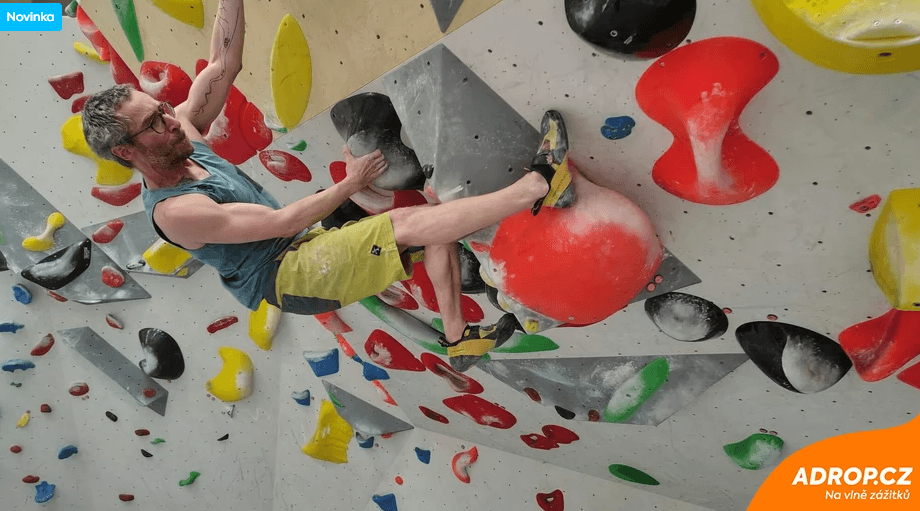 Kurz boulderingu na umělé stěně