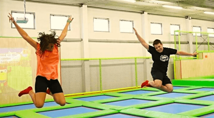 Jump Family České Budějovice - skákání na trampolíně pro děti i dospělé