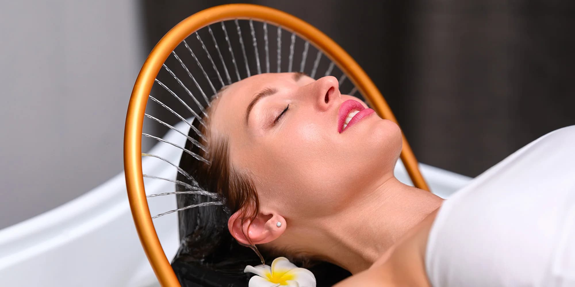 Dopřejte svým vlasům wellness: head spa pro ženy i muže, 60–⁠⁠⁠⁠⁠⁠90 minut