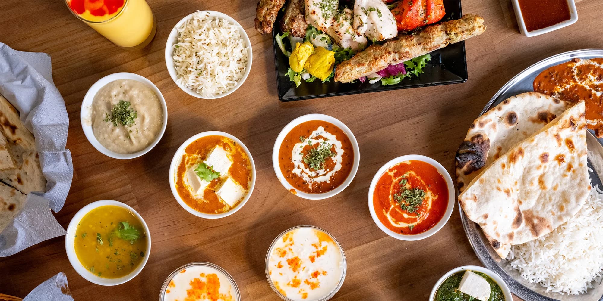 Indická hostina pro 2 osoby: tandoori gril nebo 4chodové degustační menu dle výběru