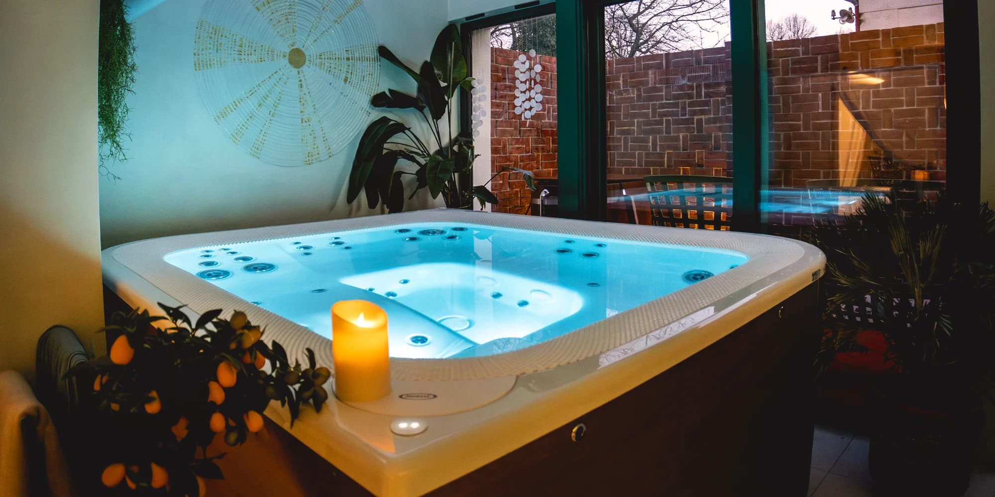 Luxusní wellness v soukromí až pro 4 osoby i relax noc se snídaní pro dva
