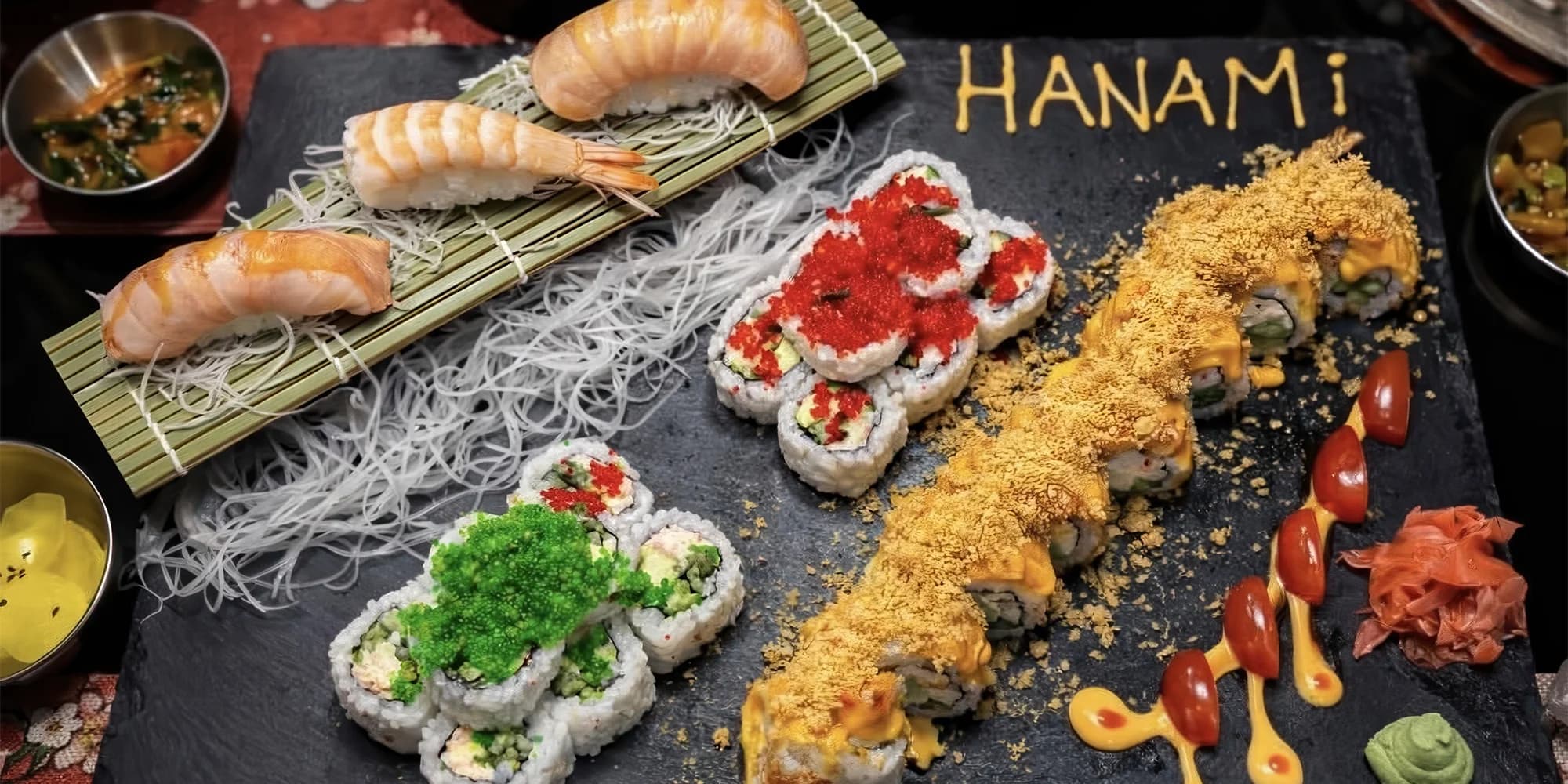 Pestré sushi sety včetně miso polévek a salátu pro 2–6 osob