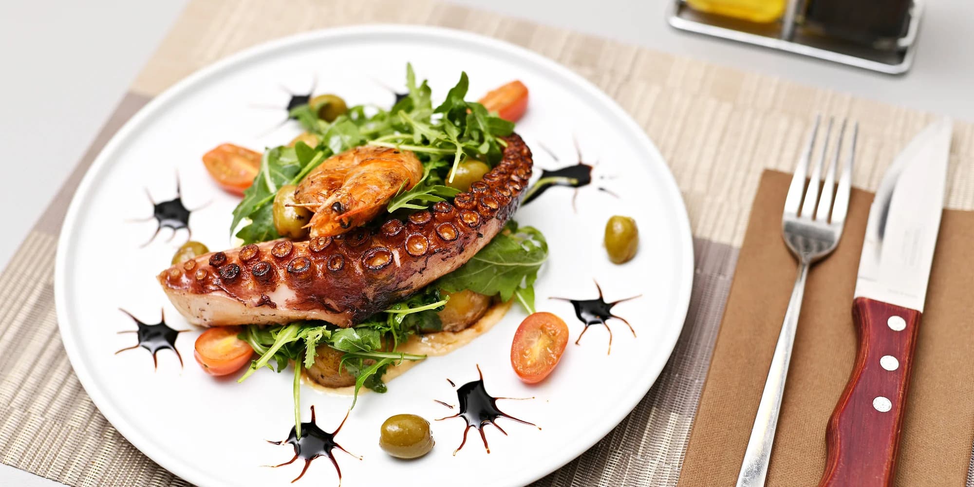 Otevřený voucher do brazilské restaurace Delicia: 1 000–2 000 Kč na jídlo i nápoje