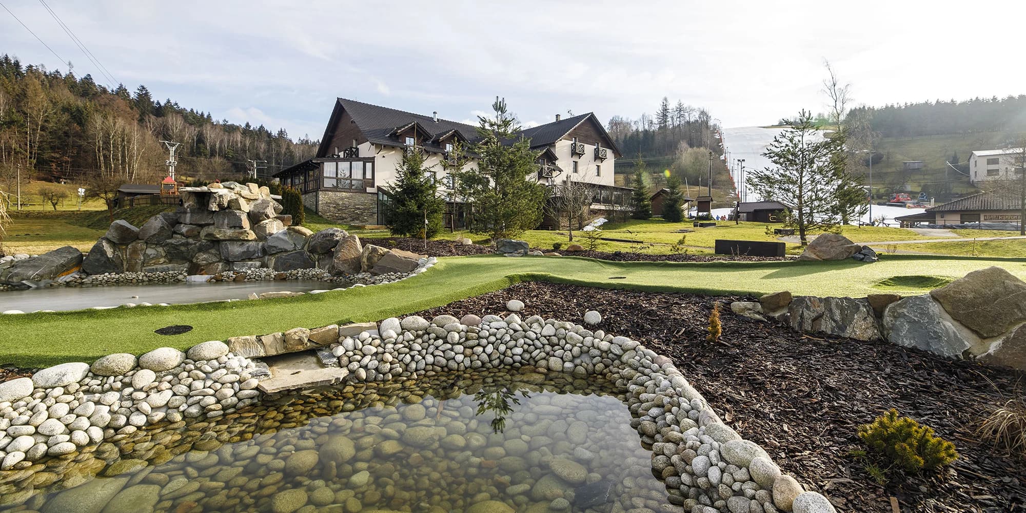 Hodina adventure golfu u hotelu Kempa pro 1, 2 nebo 4 hráče
