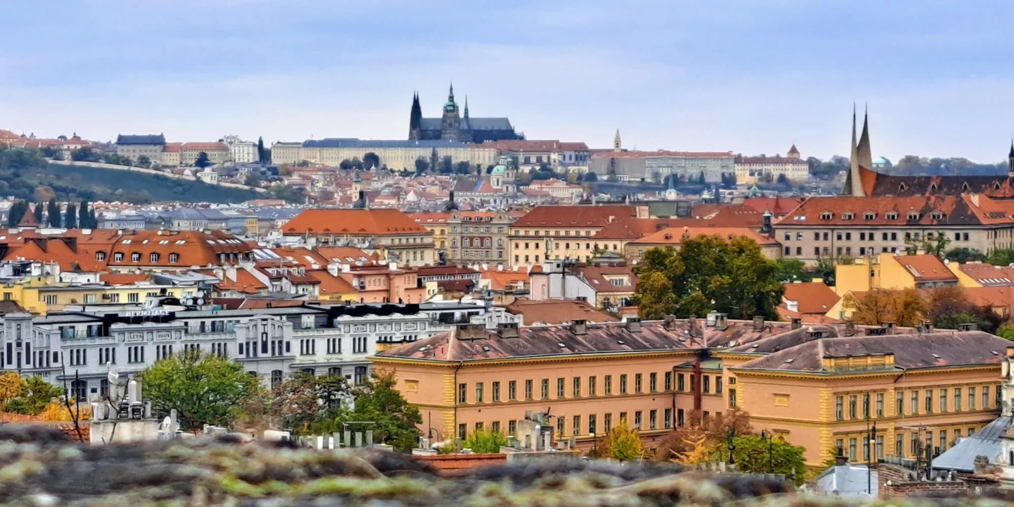 Pražským hradem jinak: Procházka s průvodcem, 11. 8. 2026 17:30