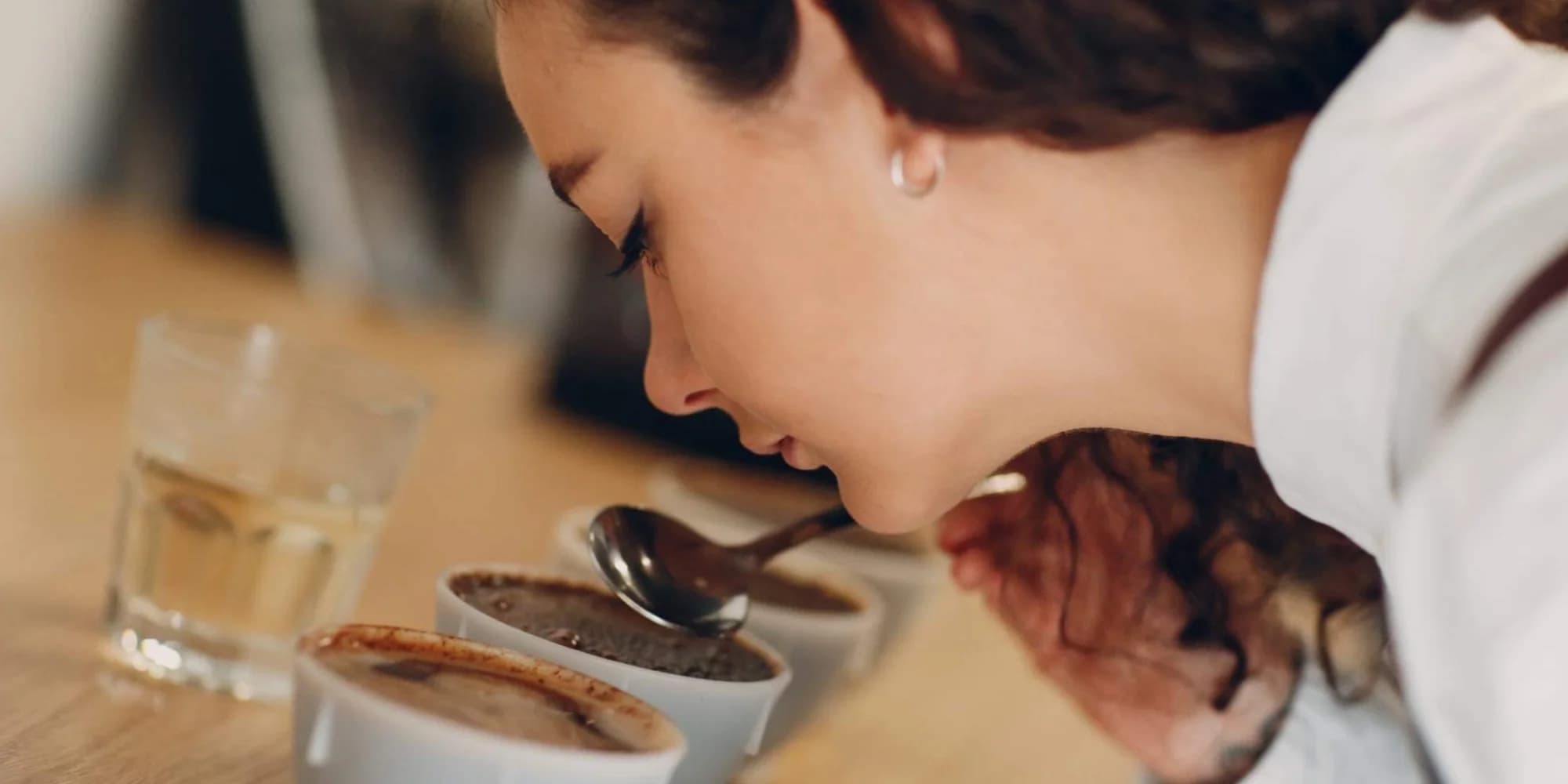 Cupping: zážitková degustace kávy z celého světa pro 1 či 2 osoby
