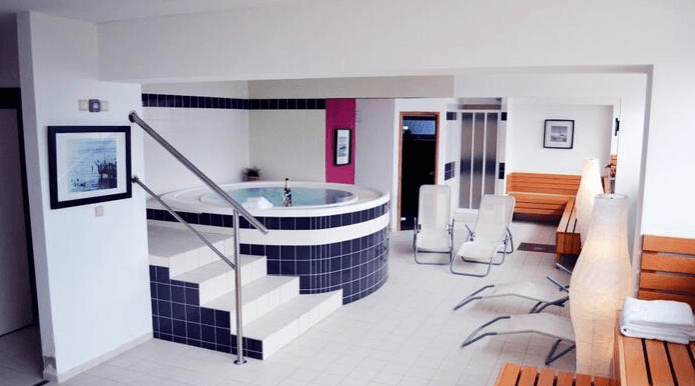 Wellness v S-centru - finská i parní sauna včetně vířivky