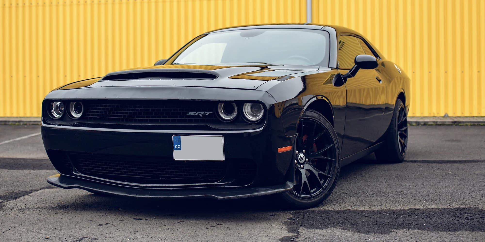 Zapůjčení Dodge Challenger na 24 nebo celý víkend