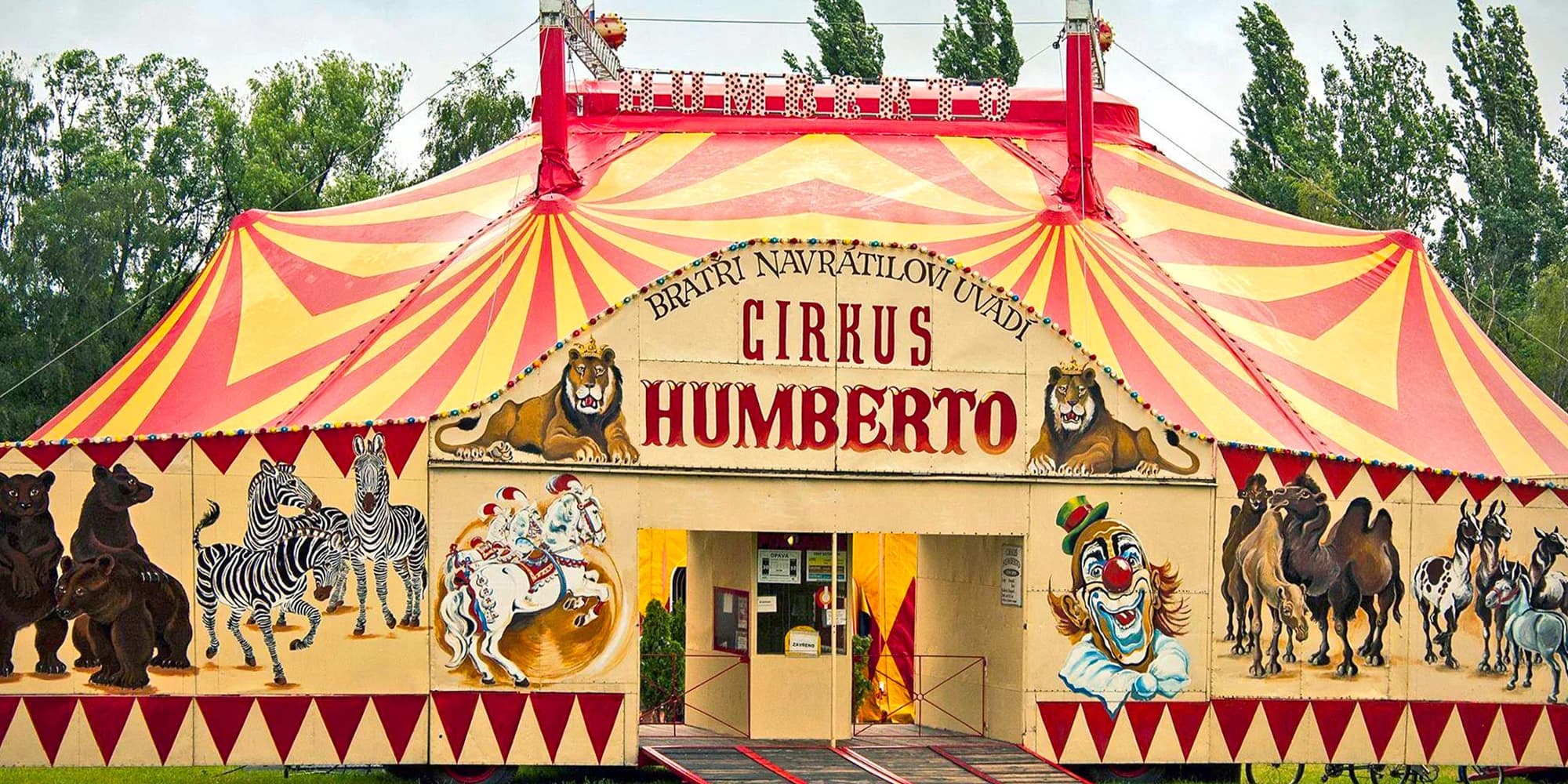 Hurá do Cirkusu Humberto na zbrusu novou show: akrobati, klauni i exotická zvířata v Berouně