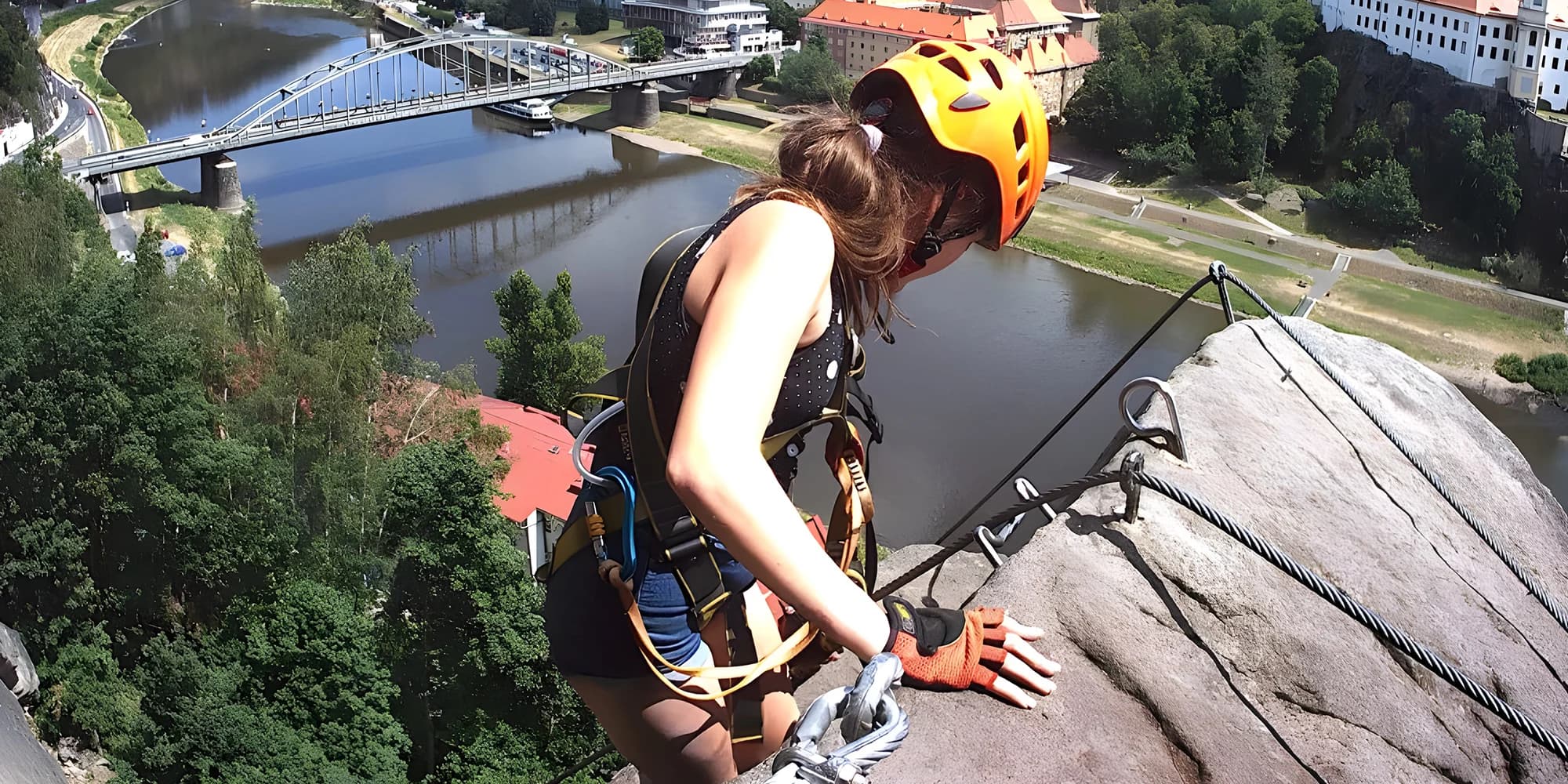 Via ferrata Pastýřská stěna: soukromý kurz základního lezení se zapůjčením vybavení