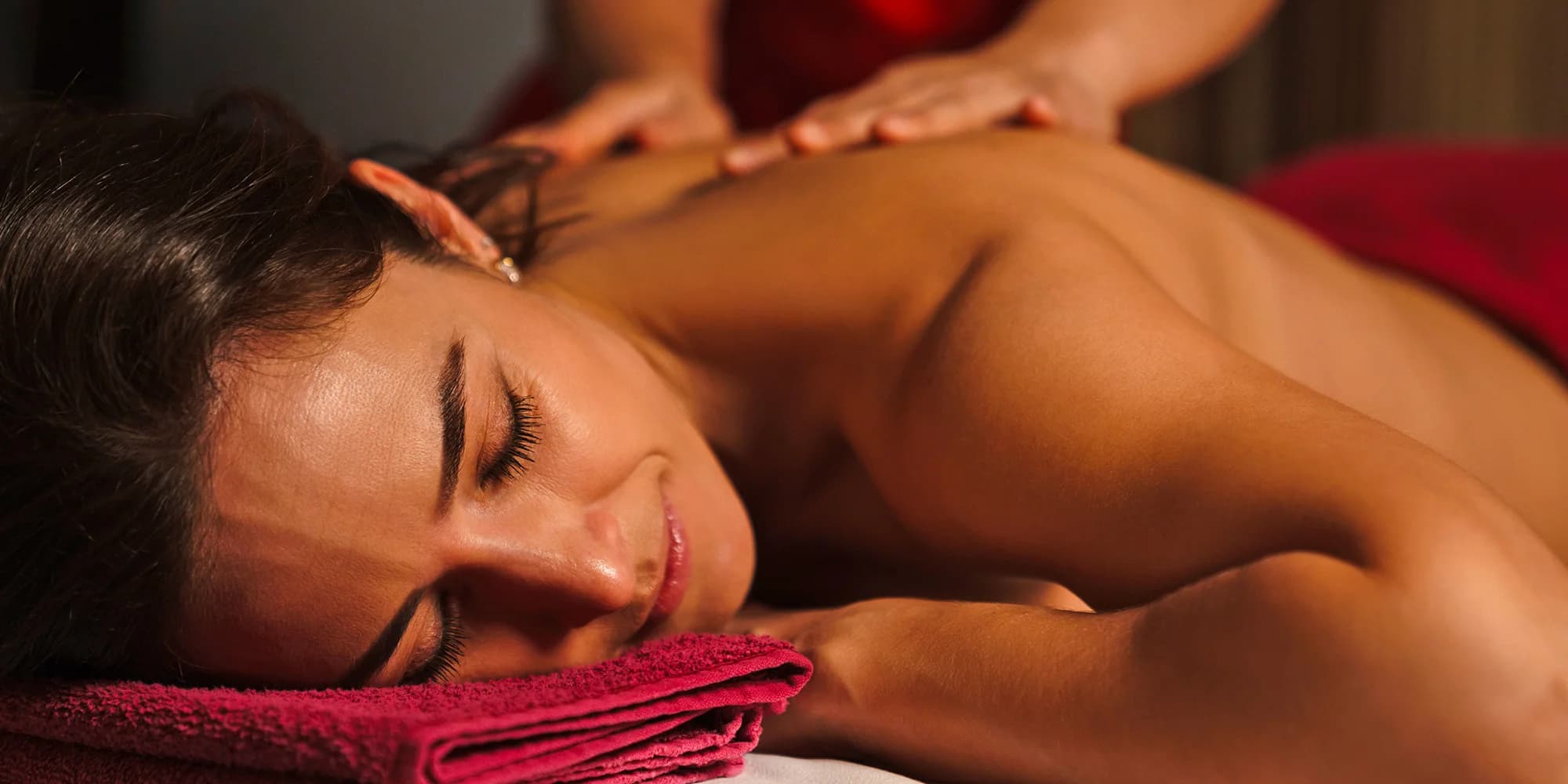 Regenerační či ájurvédská masáž celého těla: 60-120 minut relaxu